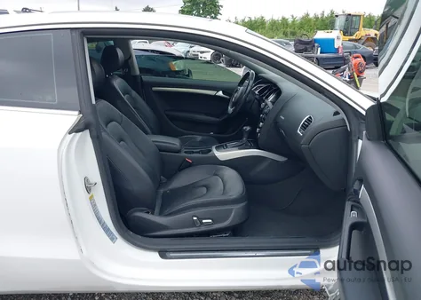 2013 Audi A5 Premium z USA, uszkodzony, nr VIN WAUCFAFR0DA025422